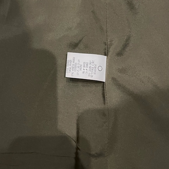 Theory army green blazer with leather sleeves and zipper shoulder acce - Picture 6 of 9